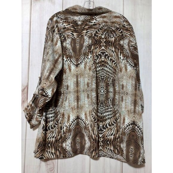 Maggie Barnes Shirt Ladies 1x Brown Animal Print‎ Button Front Adjustable Sleeve - Picture 2 of 7